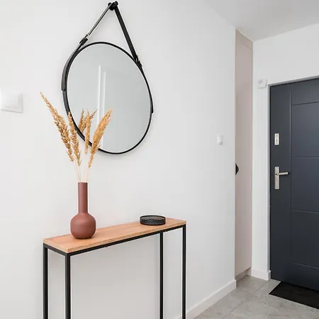 Apartamento Krasinski Garden Skyline By Bookinghost *